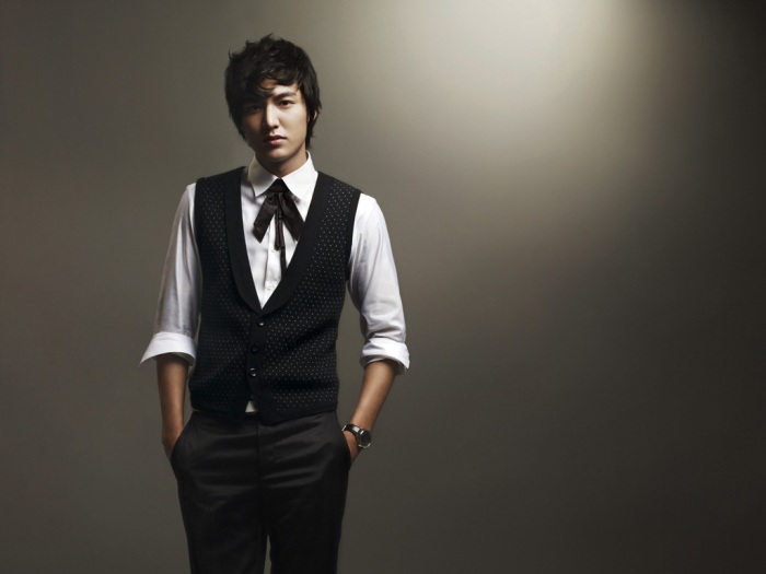 Lee Min Ho for Trugen, Fall '09