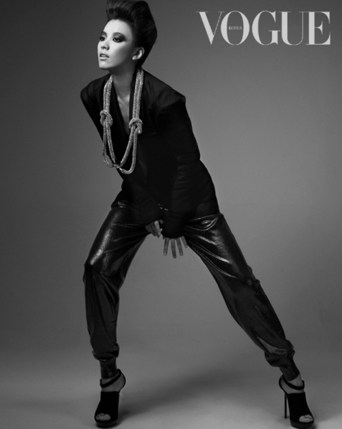Han Hyo Joo in Vogue (9/09)