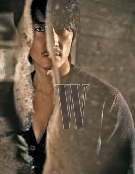 Song Seung Heon in W (9/09)